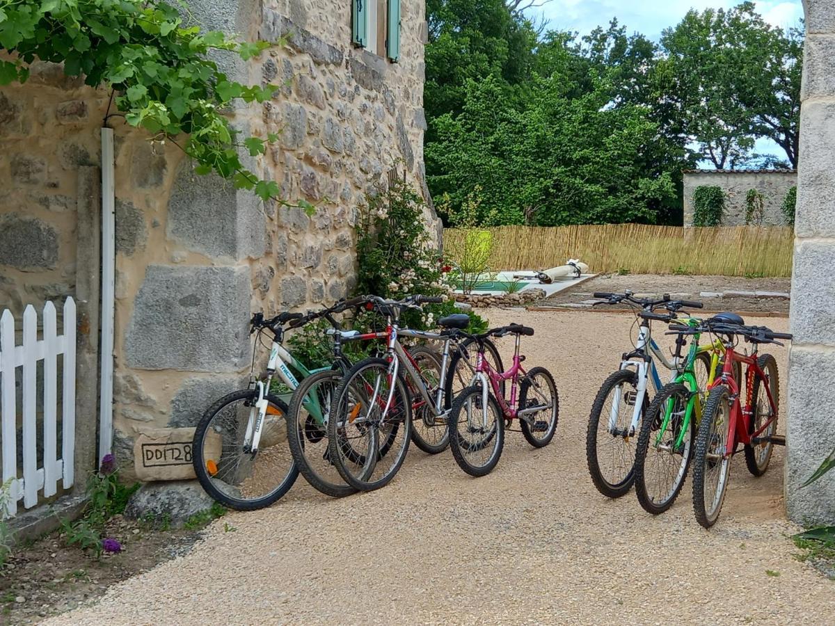 Le Gite De Romain Sanvensa Exterior foto